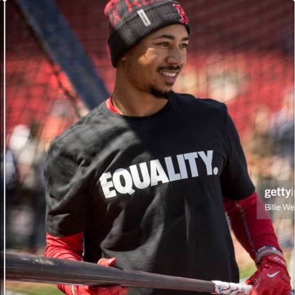 Original Authentic NIKE 2017-2018 Equality Dri-Fit - Picture 7 of 8